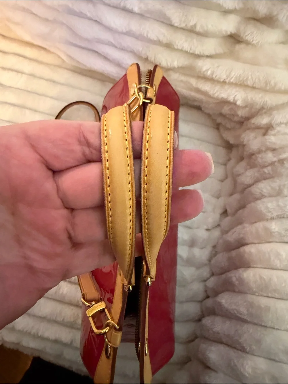 2014 Louis Vuitton Monogram Vernis Brea MM  in Rose Indien